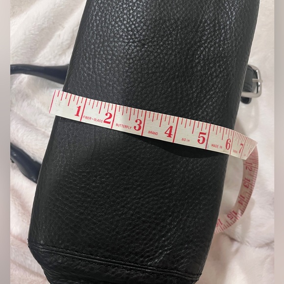 ✨🖤COLE HAAN Black Pebbled Leather Shoulder Purse Bag w/Adj. Buckle Straps 🖤✨ - Picture 15 of 17